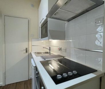 Studio to rent - Photo 6
