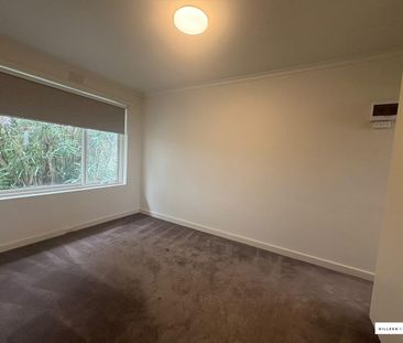 Stylish 1-Bedroom with Parking - Photo 5