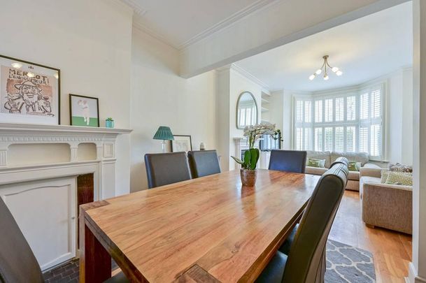 4 bedroom terraced house to rent - Photo 1