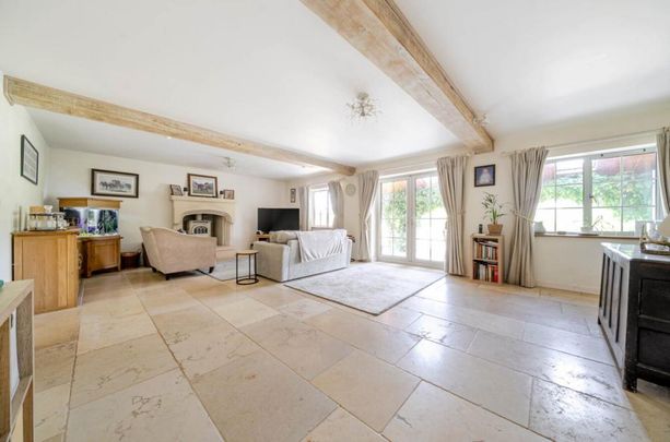 3 bedroom detached house to rent - Photo 1