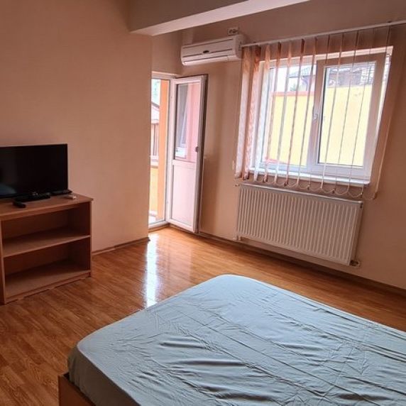 Berceni eroii revolutiei bloc nou centrala - Fotografie 1