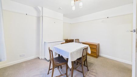 2 bedroom semi-detached house to rent - Photo 2