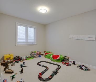 For Lease - 190 Keyrock Drive, Kanata, Ontario - Photo 4