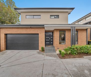 4/33 Thompson Street, Glen Waverley - Photo 1