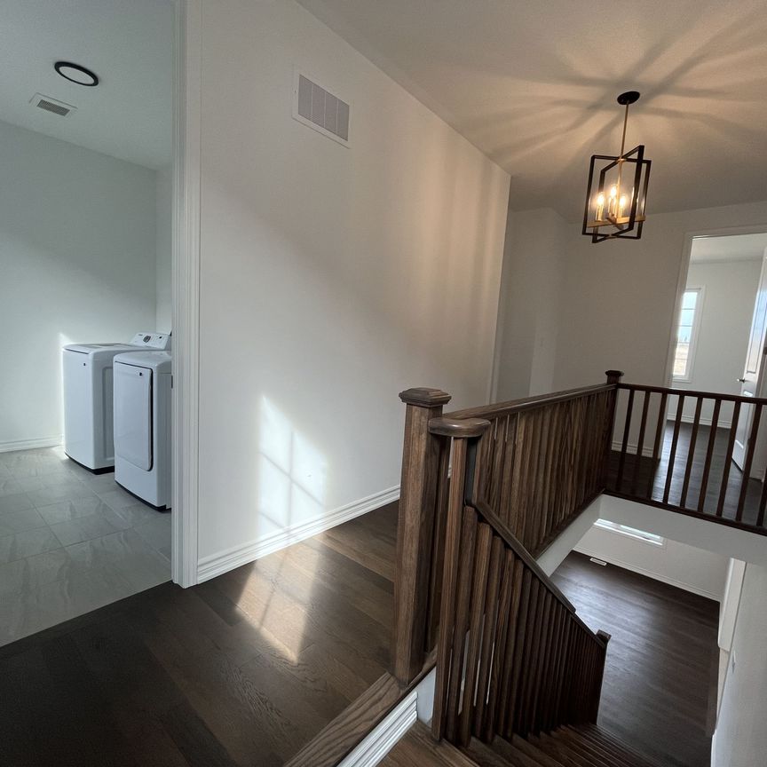 For Lease - 62 Lower Street, Barrie, Ontario - Photo 1