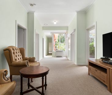 195 Cotham Road, Kew VIC 3101 - House For Rent | Domain - Photo 5