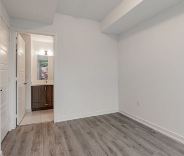 For Lease - 333 Sunseeker Avenue Unit# 117, Innisfil, Ontario - Photo 4