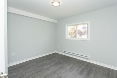 For Lease - 26 Stoney Creek Road Unit# 2, Kawartha Lakes, Ontario - Photo 2