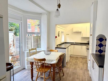4 bedroom house to rent - Photo 3
