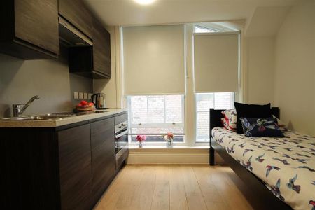 Studio to rent - Photo 4