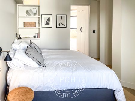 Rue de l'Université, - Photo 5