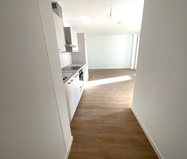 Attraktive 2-Zimmer-Wohnung mit Loggia und Einbauküche - Foto 3