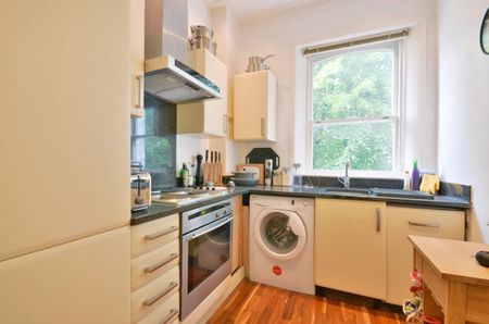 Priory Road - Photo 3