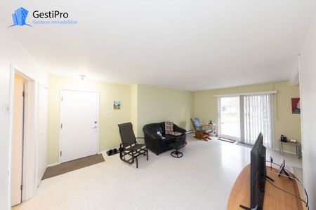 3640 Blain - Photo 2