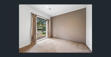 Modern Family Living Surrounded by Parklands and City Convenience - Photo 4