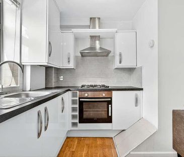 Green Lane, Ilford, Essex, IG1 - Photo 5