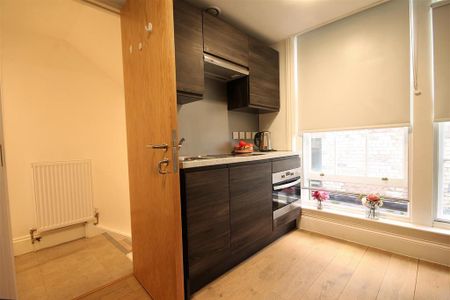 Studio to rent - Photo 5