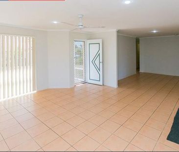 10 Cleo Court, QLD 4655, Torquay - Photo 2