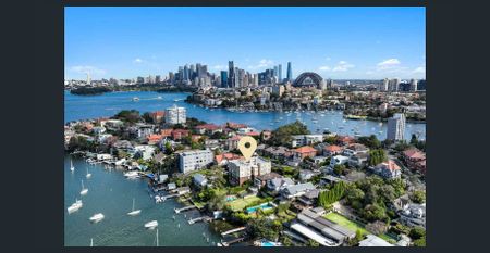 Stylish Renovation with Harbour Views in Prime Position - Photo 3