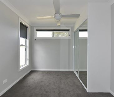 Well Appointed Duplex - Photo 3