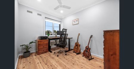 Generous Sized 3 Bedroom Home - Photo 5