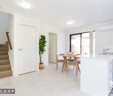 Lovely Modern Townhouses for Rent - Photo 1