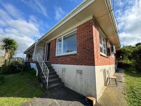 Fully Renovated Two Bedroom at Lake Road - Photo 5