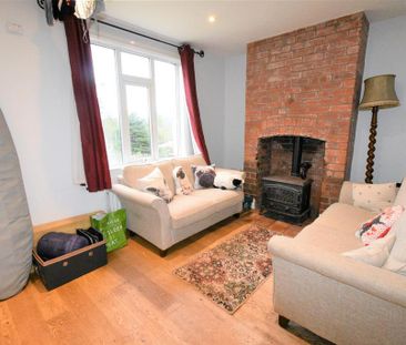 3 bedroom semi-detached house to rent - Photo 5