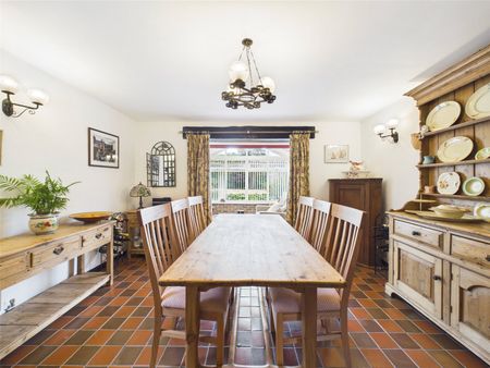 Crowell Road, Chinnor, Oxfordshire, OX39 - Photo 4