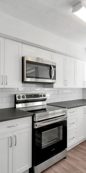 165 19th Street - Photo 1