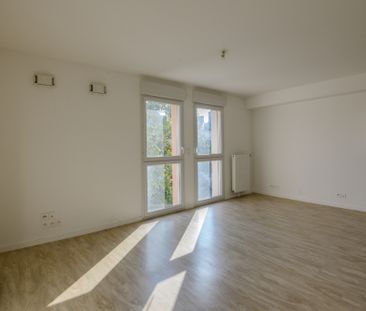 Location Appartement 1 pièce 35m² NANTES 44000 - Photo 2