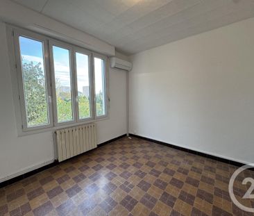 Location Appartement 3 pièces 74m² LA VALENTINE 11ème - Photo 4