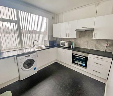 David Road, Coventry, CV1 2BW - Photo 1