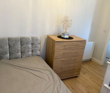 Room in a Shared House, Foundry Walk, LS8 - Photo 4