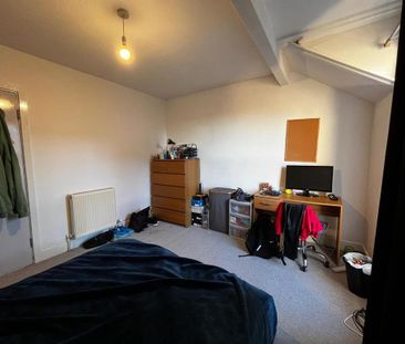 4 bedroom private hall to rent - Photo 6