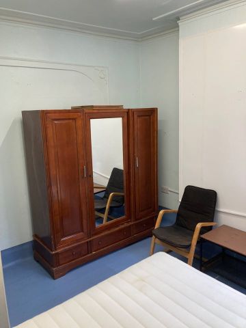 Room in a Shared House, Ivydale Road, SE15 - Photo 3