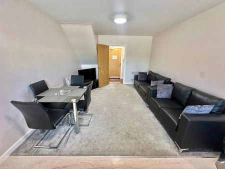 Lockwood Road, Huddersfield - Photo 3