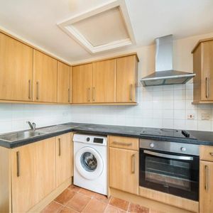 Commercial Road, E14, London - Photo 2