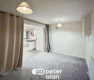 Park Place, Merthyr Tydfil, CF47 - Photo 3