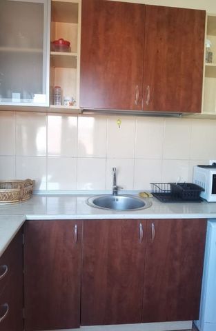 Cașin, Apartament 5 camere, renovat recent, birouri - Fotografie 4
