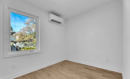 For Lease - 105 Galloway Road Unit# Unit B, Toronto, Ontario - Photo 2