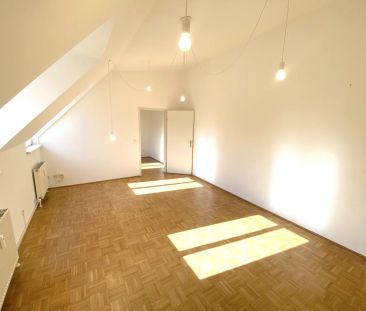 Wohnen im Adlerhof (1070 Wien)! 2-Zimmer DG Wohnung mit Lift zu ver... - Foto 5