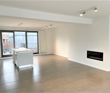 Penthouse - Photo 3