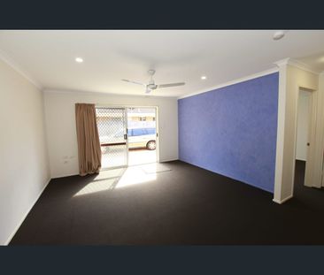 2/20 Parneno Street, Chevron Island, Qld 4217 - Photo 6