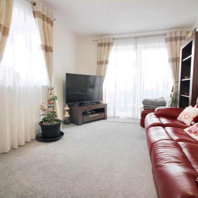 3 bedroom apartment to rent - Photo 1