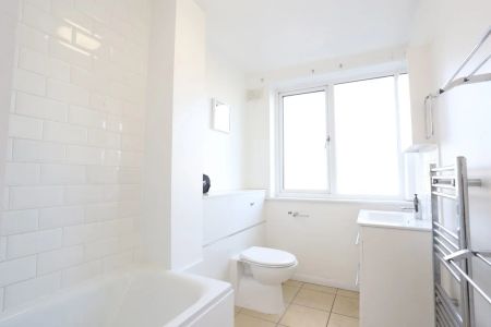 25 Sheffield Square – Room 4 - Photo 3