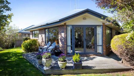 Lock and Leave - Photo 5