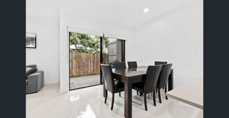 Modern Townhouse in Sought After Location - Photo 3