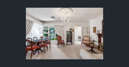 BEAUTIFUL FAMILY HOME AVAILABLE IN GRANGE - Photo 3