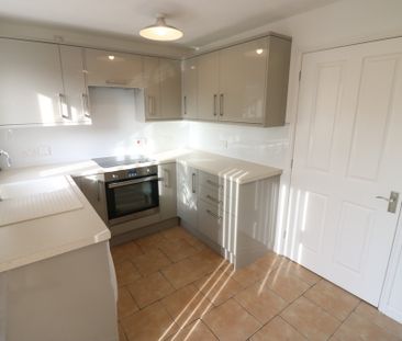 Midway Grove, Hull - Photo 6
